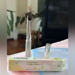 Clinique Almost Lipstick - black honey
Brand new in box